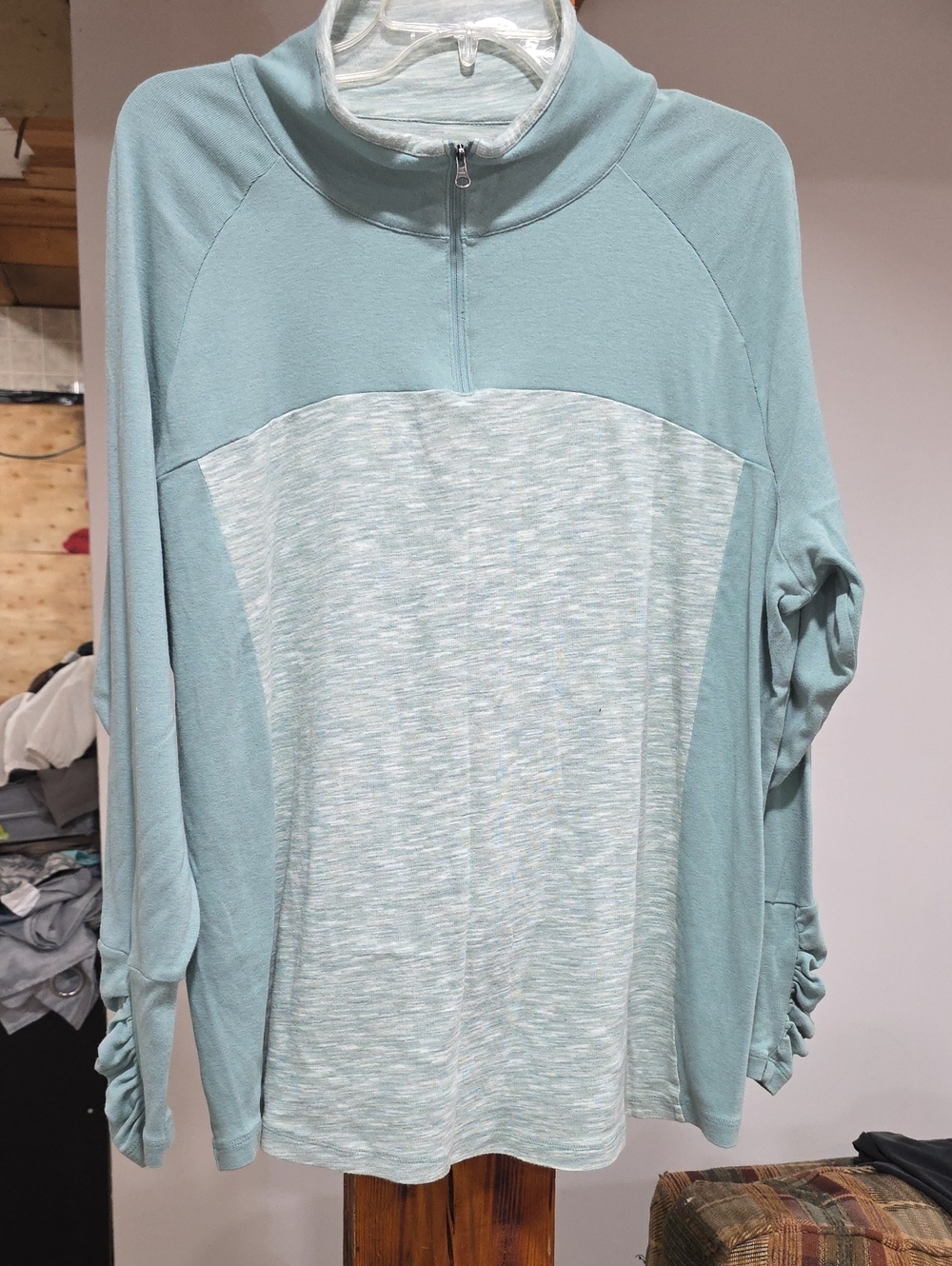 Columbia Women’s Half-Zip Pullover in Mint